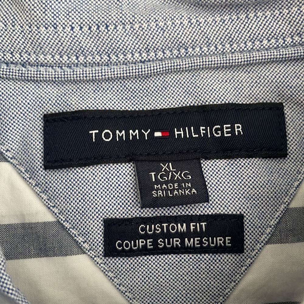 Tommy Filiger short sleeve button down shirt - Picture 3 of 4
